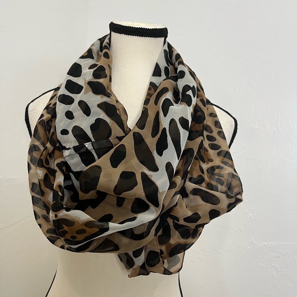 Charming‎ Charlie Animal Print Scarf